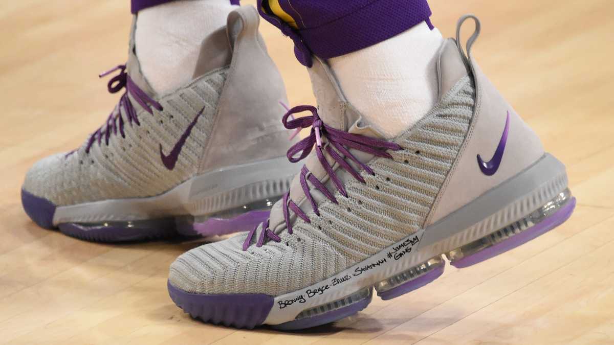 lebron james 16 purple shoes