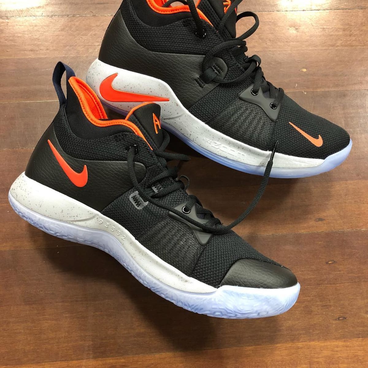 pg 2.5 yellow black