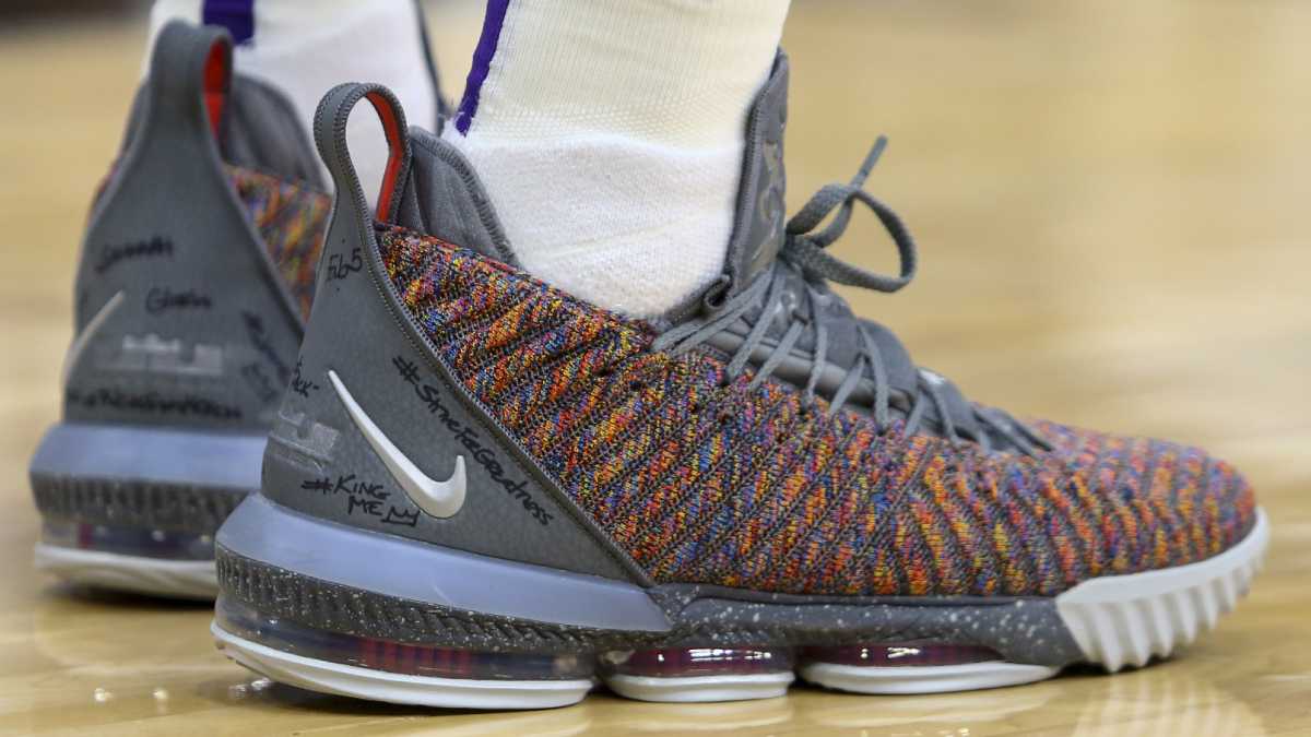 lebron james 16 multicolor