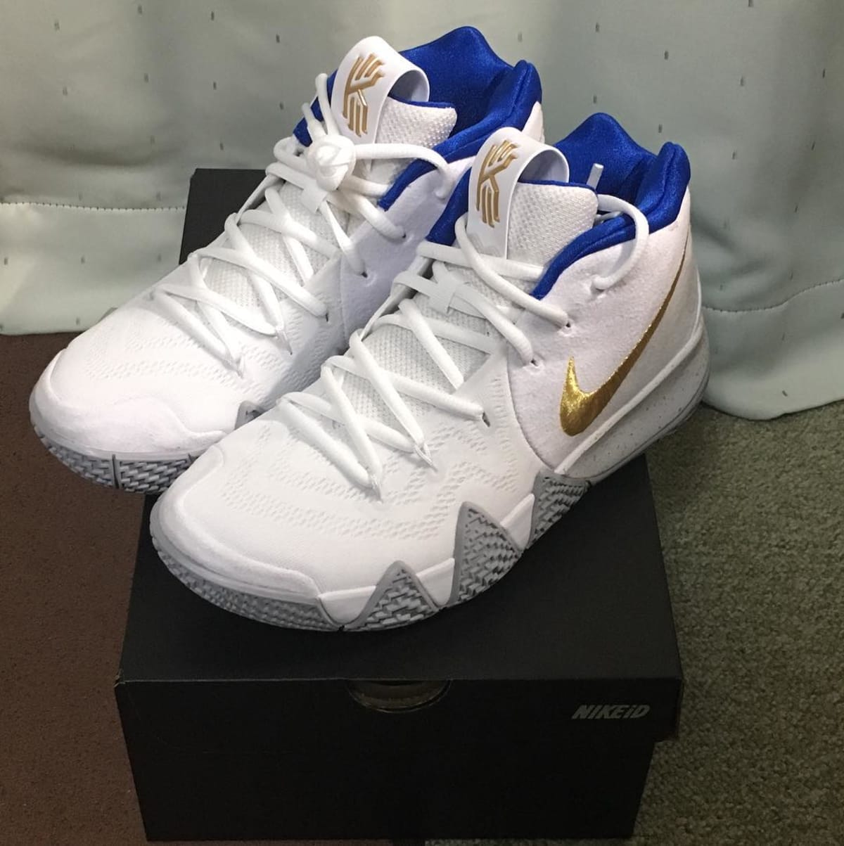 kyrie 4 game royal