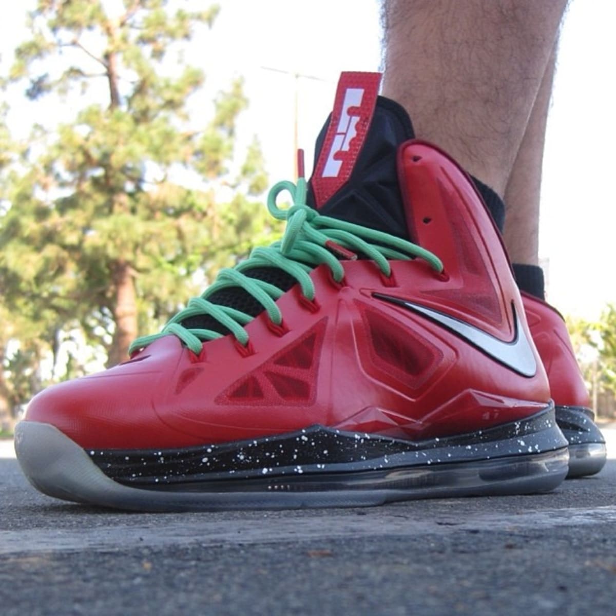 all lebron christmas shoes