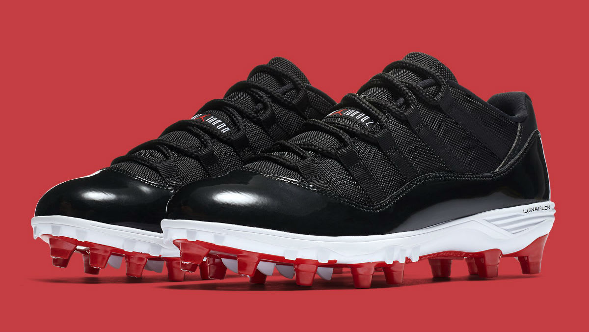11 low cleats