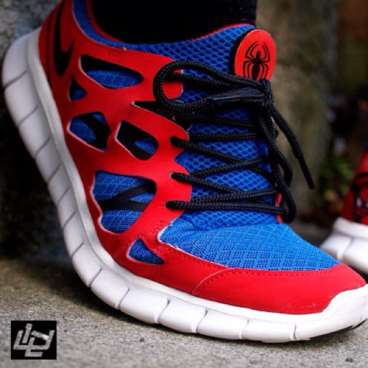 spiderman nikes