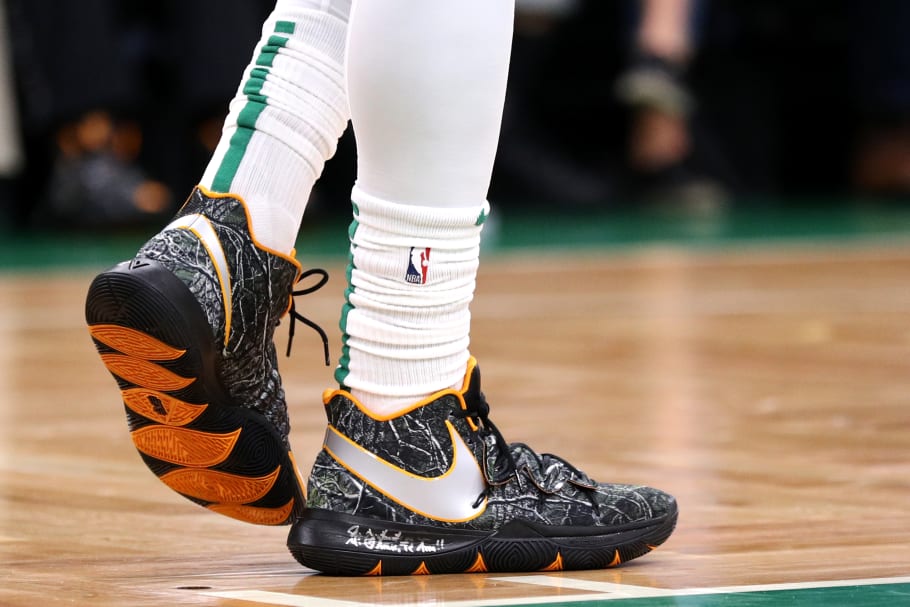 kyrie irving shoes on feet