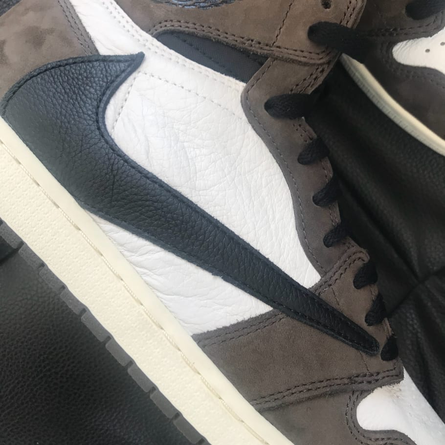 travis scott air jordans 1