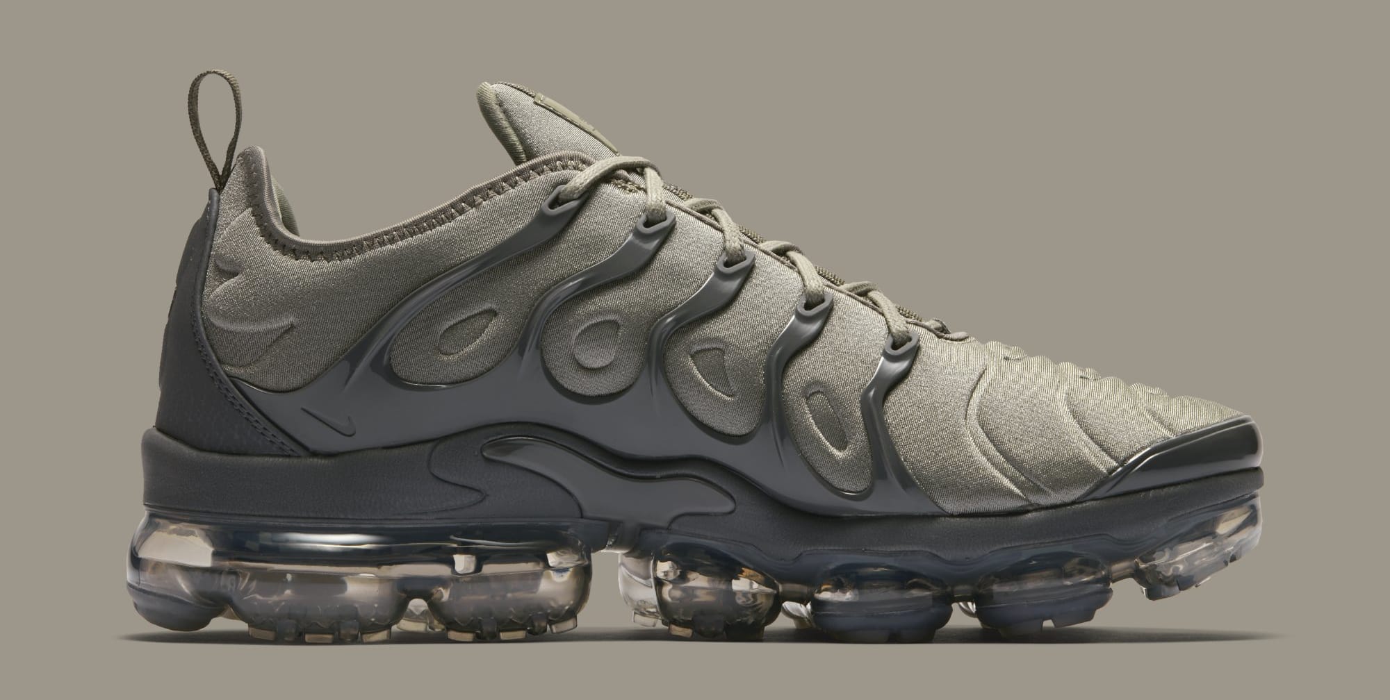 Vapormax plus stucco clearance