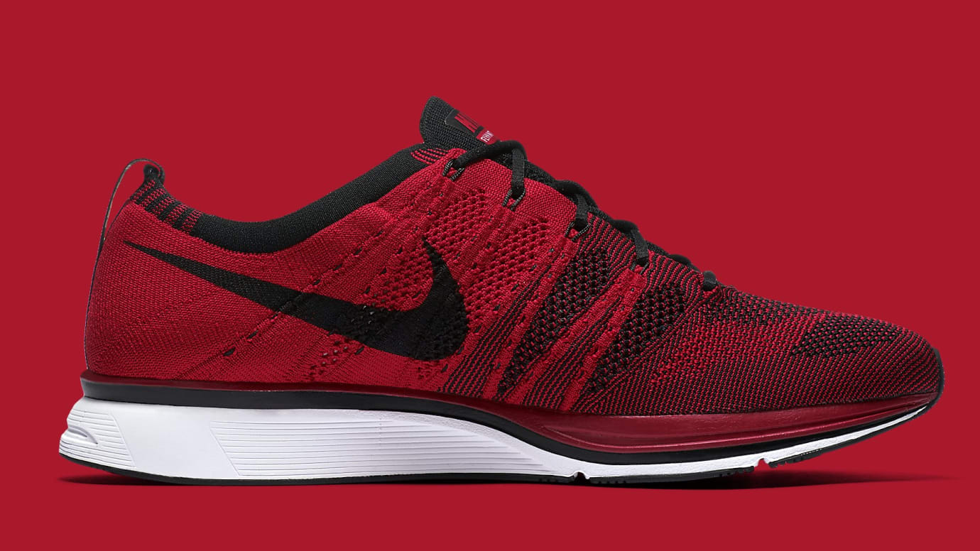 nike flyknit trainer red