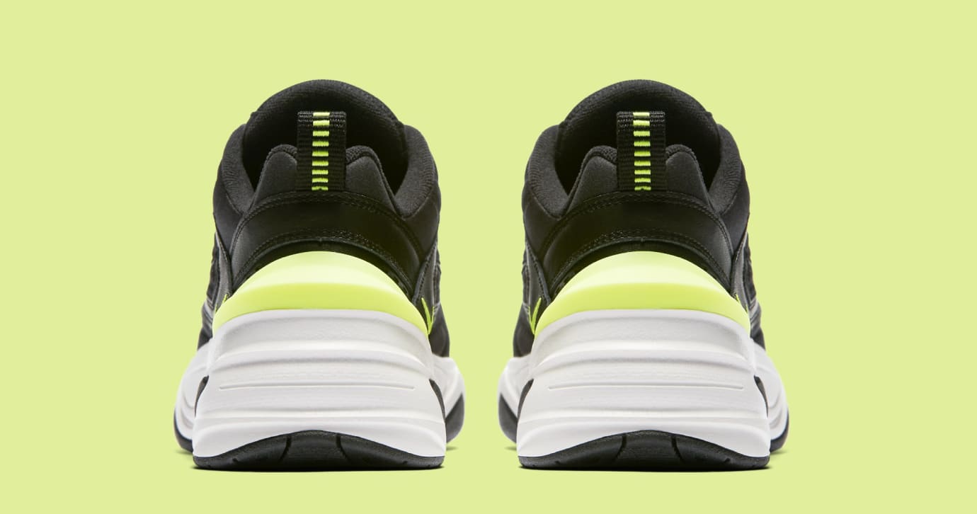 buzz nike tekno