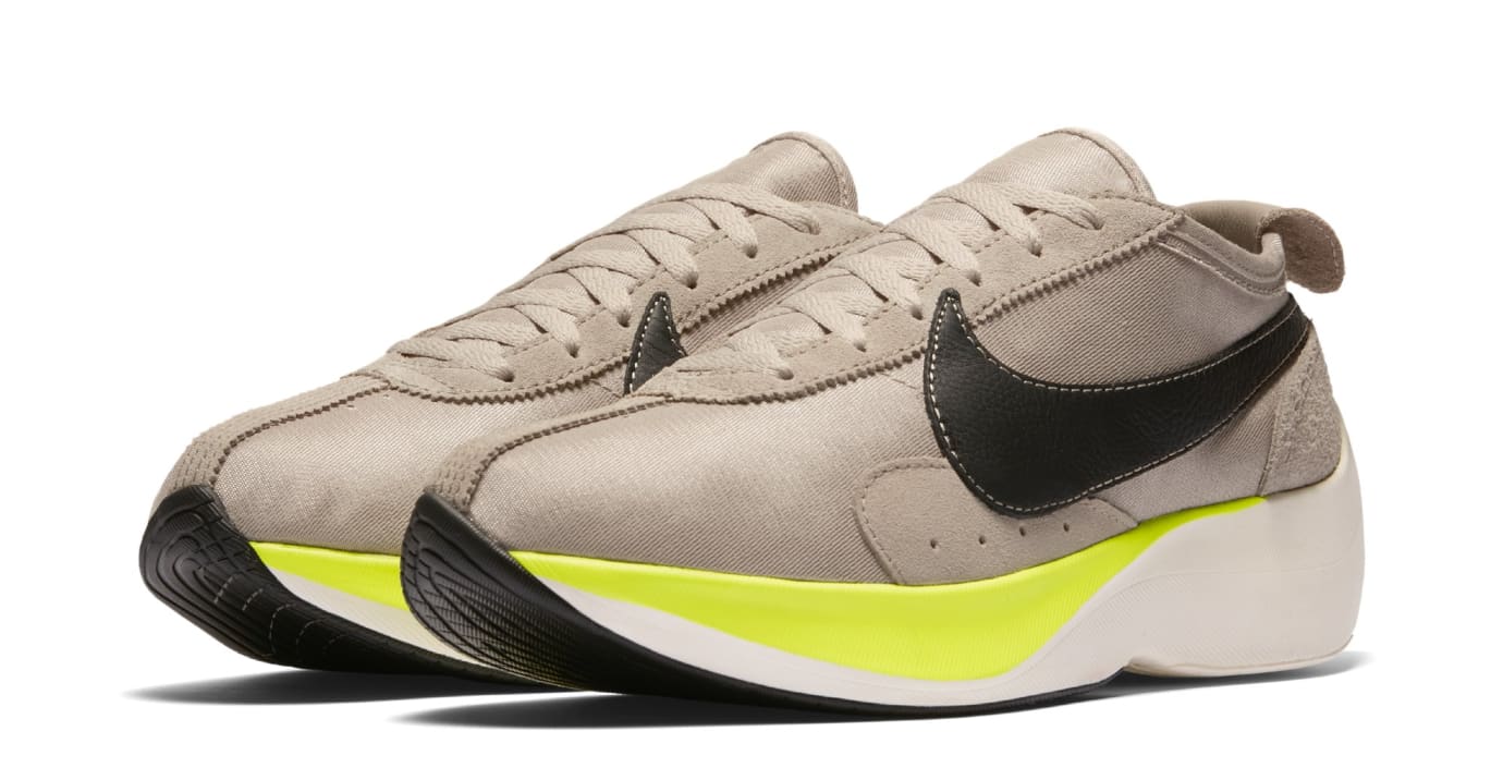 nike moon racer women's