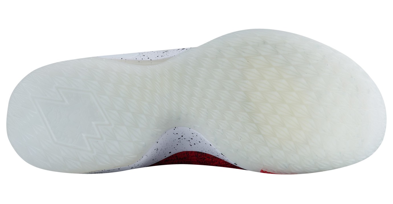 Lebron 15 low sole clearance