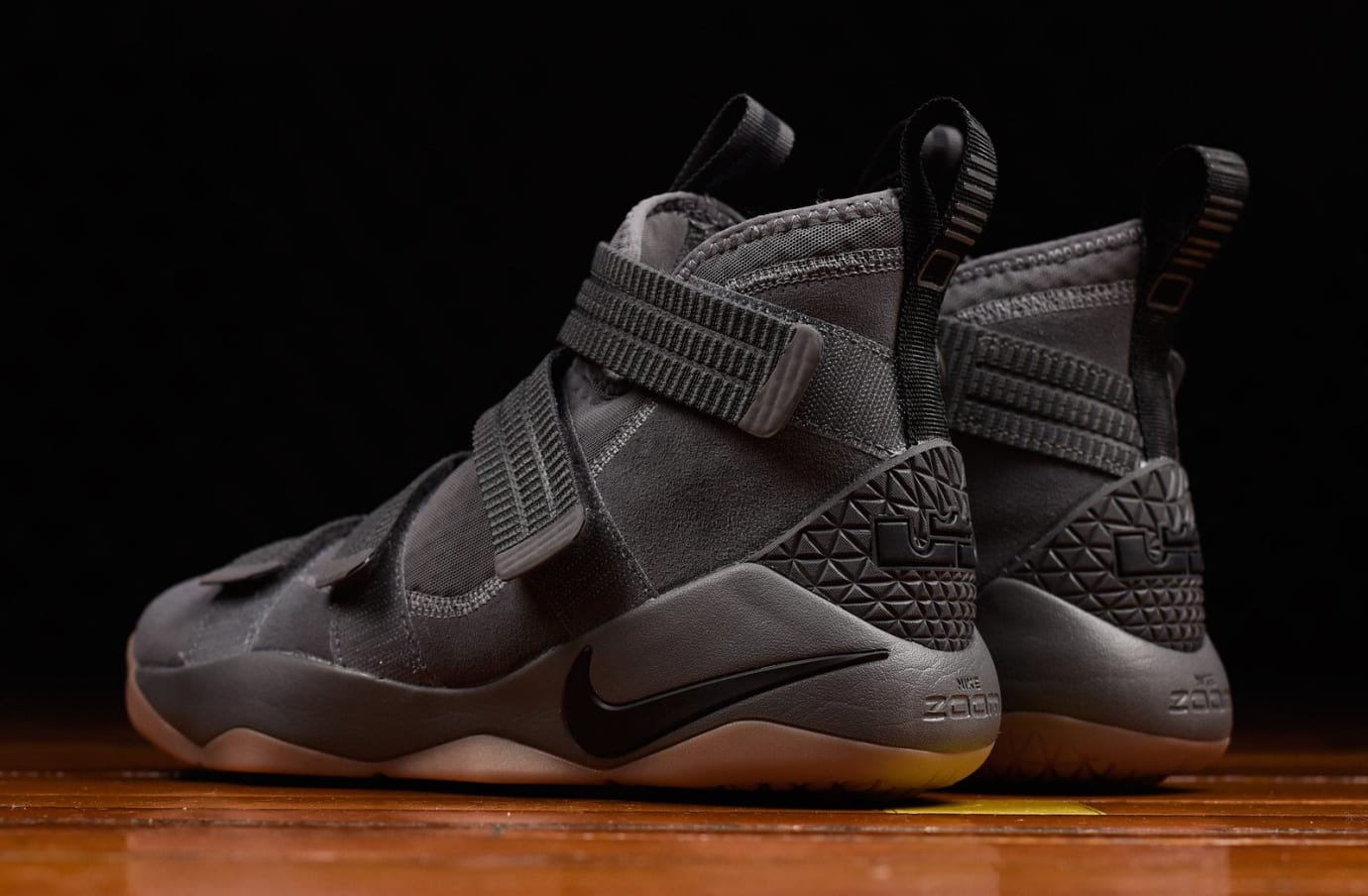 lebron soldier 11 dark grey