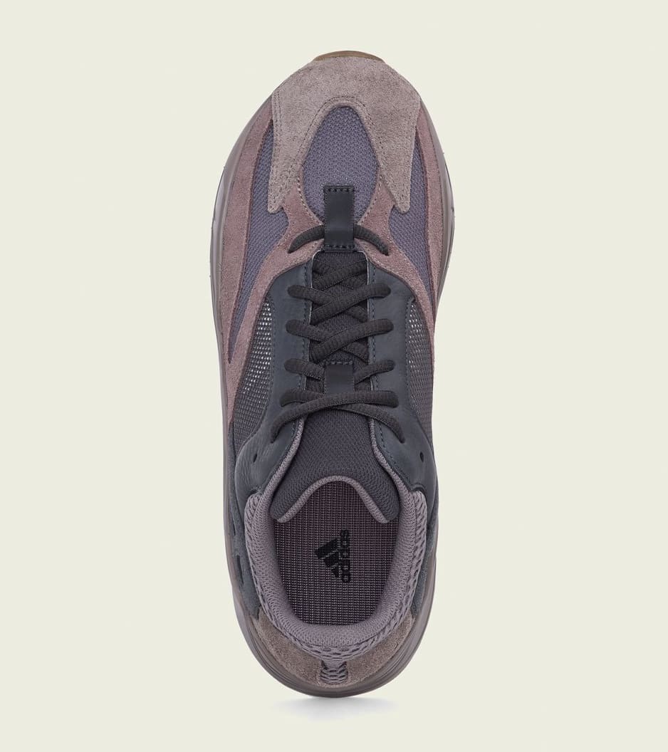 yeezy boost 700 mauve release date