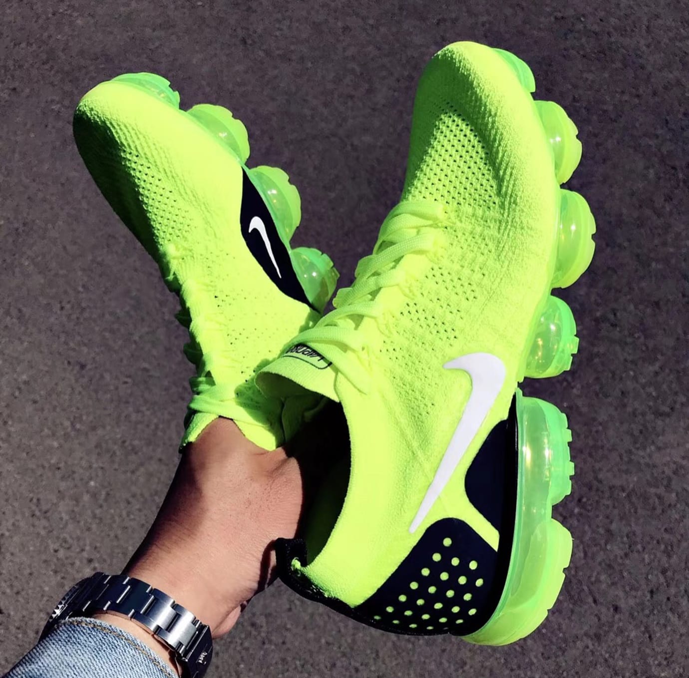 vapormax volt