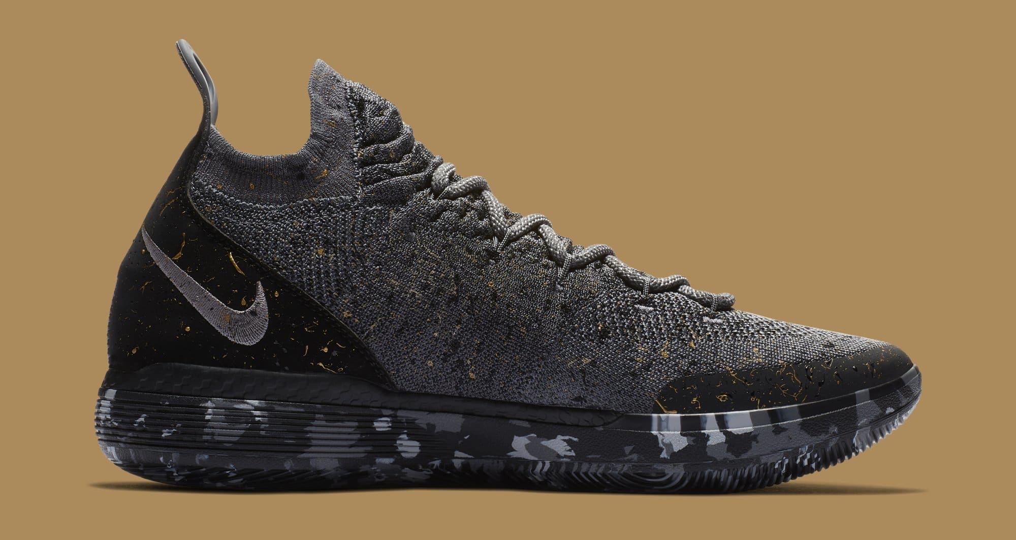 kd 11 gold and black
