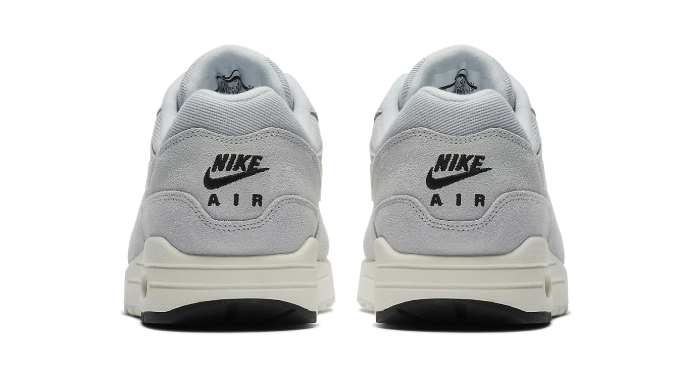 air max 1 pure platinum mini swoosh