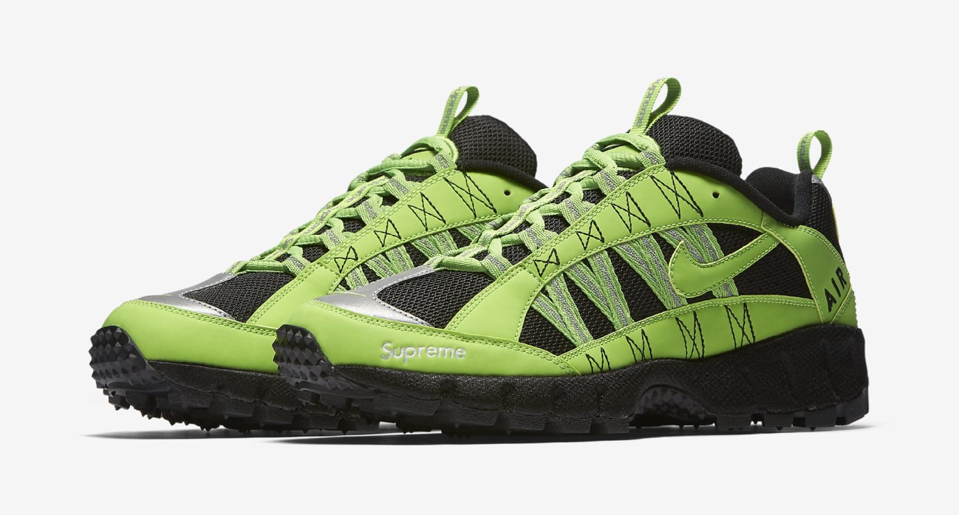 nike air humara x supreme