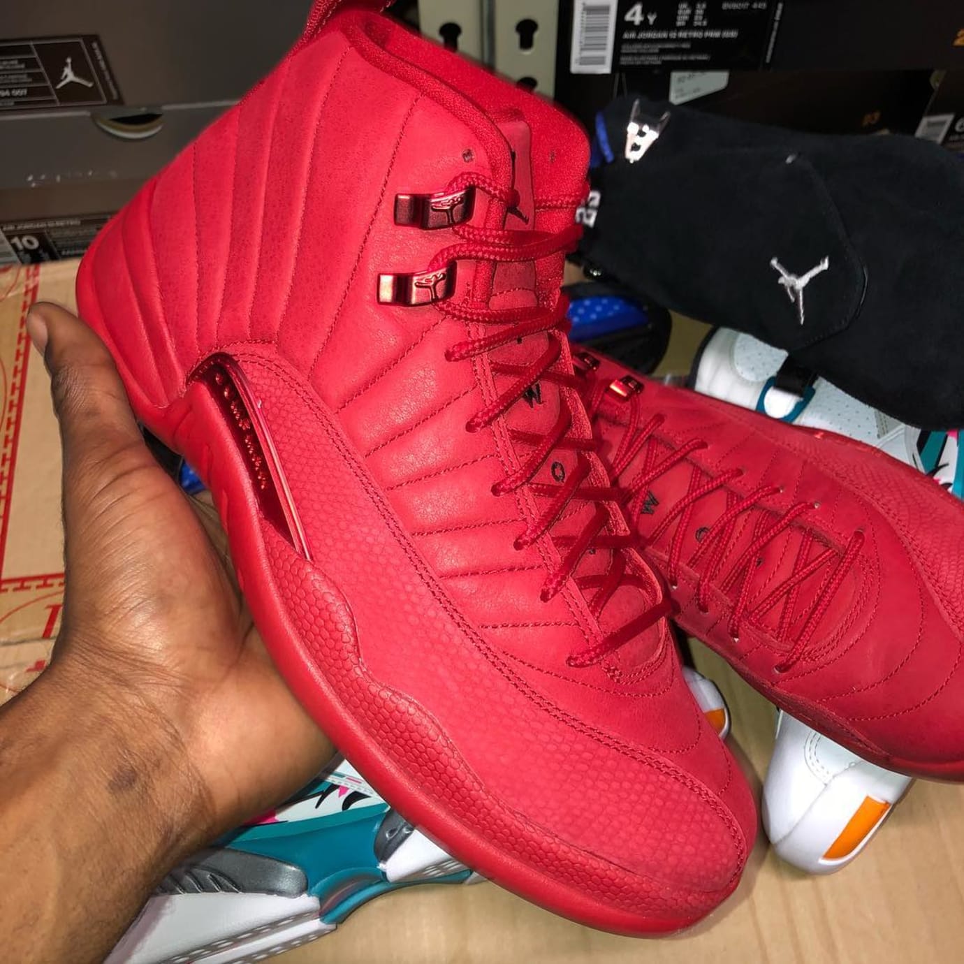 Air jordan 12 red gym deals