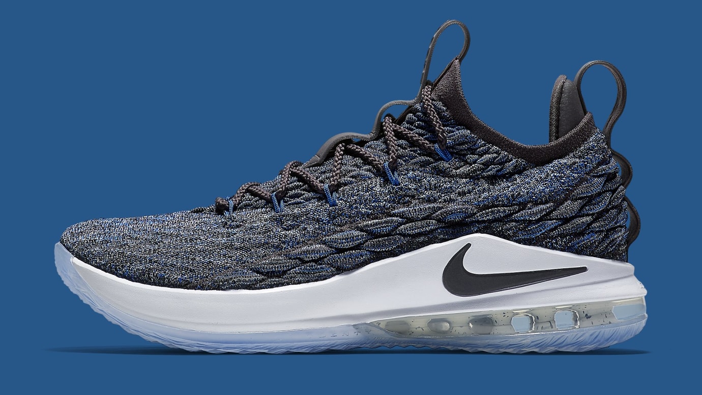 Nike lebron 15 low signal blue sale