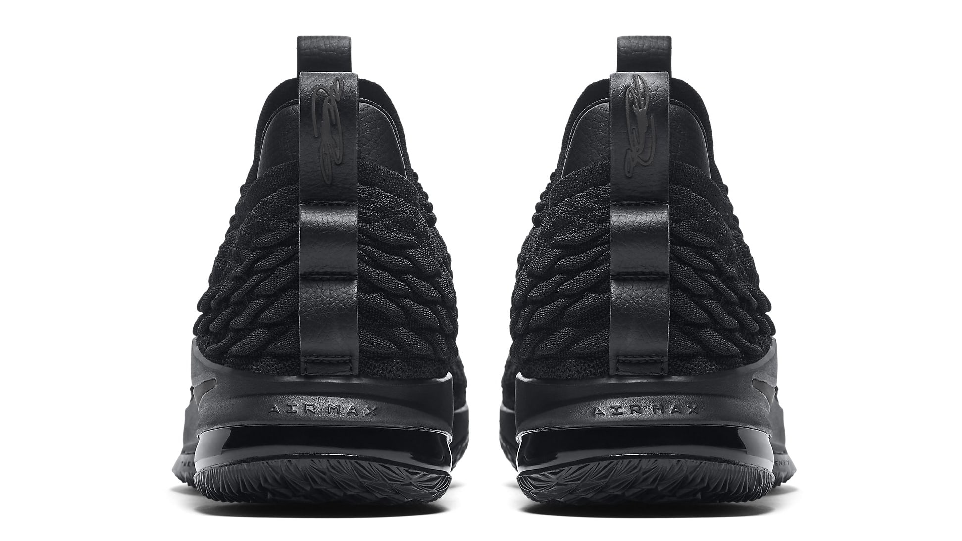 lebron xv low triple black