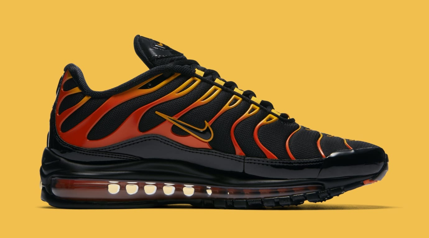 black and yellow air max 97 plus