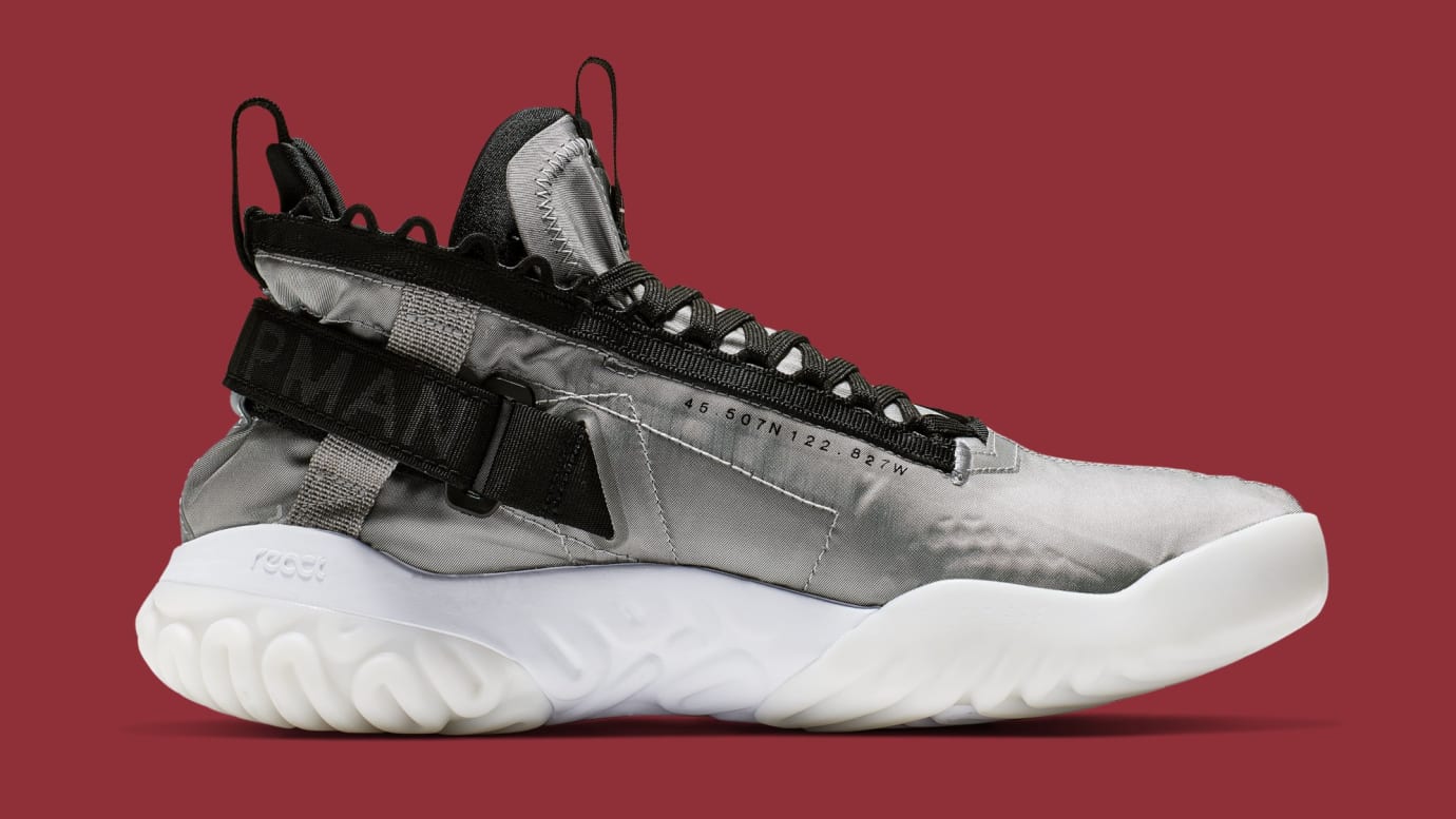 Jordan Proto React 'Grey/Black' BV1654-002 (Medial)