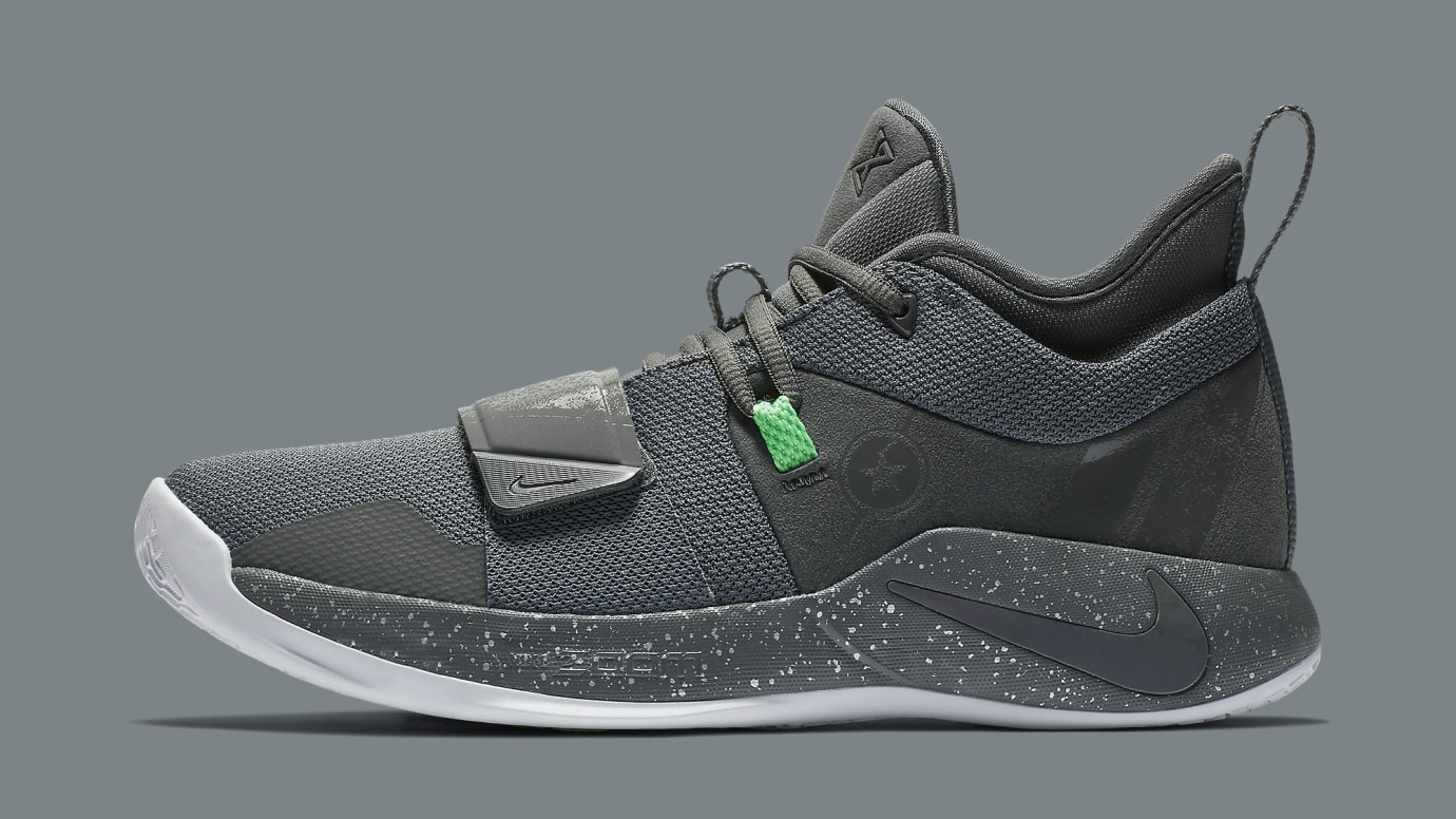 nike pg 2.5 grey green