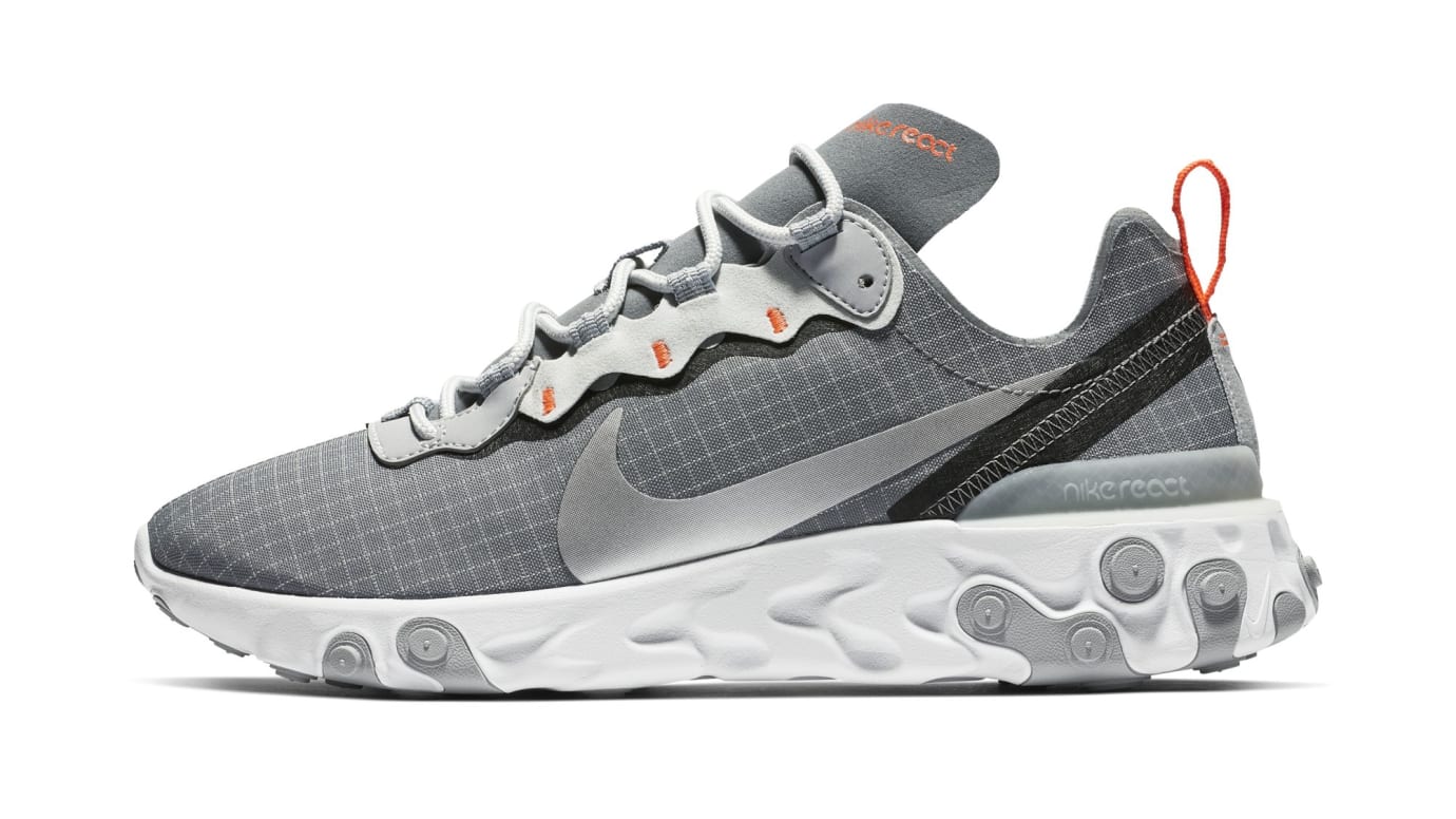 nike react element 55 trainers in silver