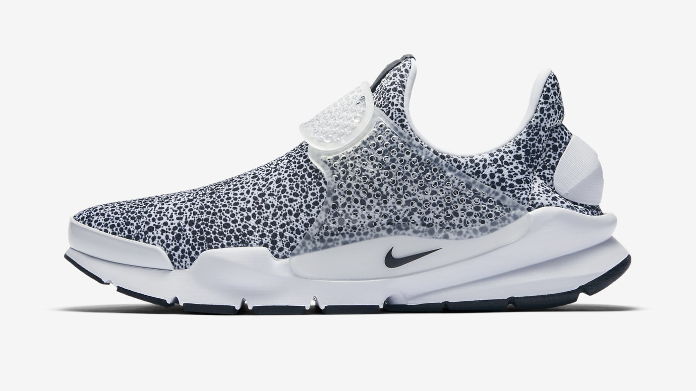 black sock darts