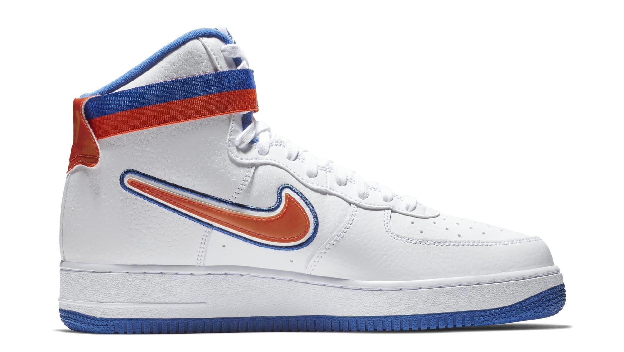 knicks air force 1