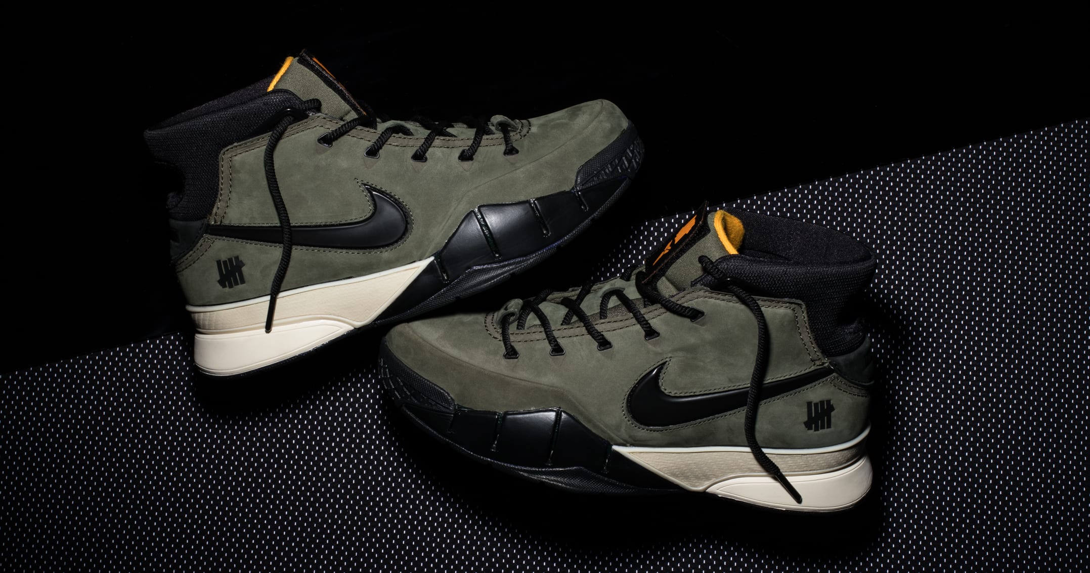 Undefeated x Nike Kobe 1 Protro 'Friends and Family ...