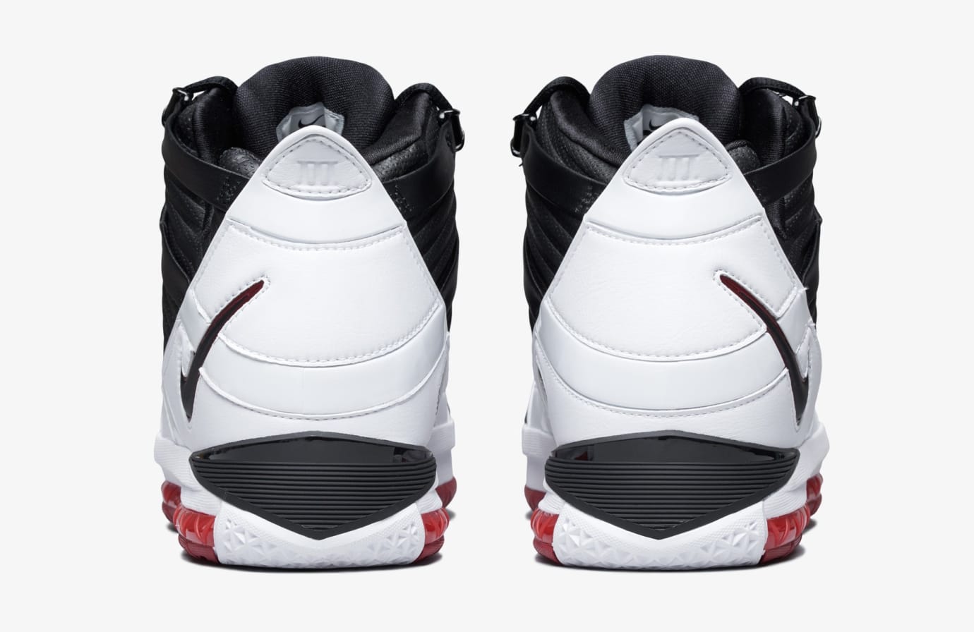 Nike Zoom LeBron 3 2019 'Home' Heel