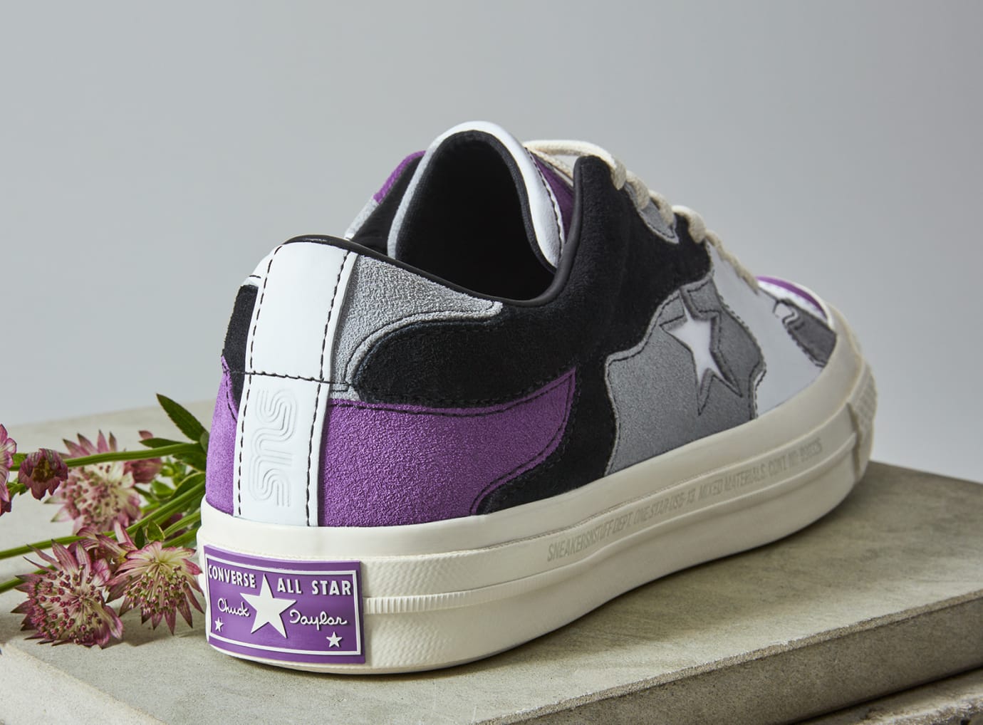 converse one star sneakersnstuff