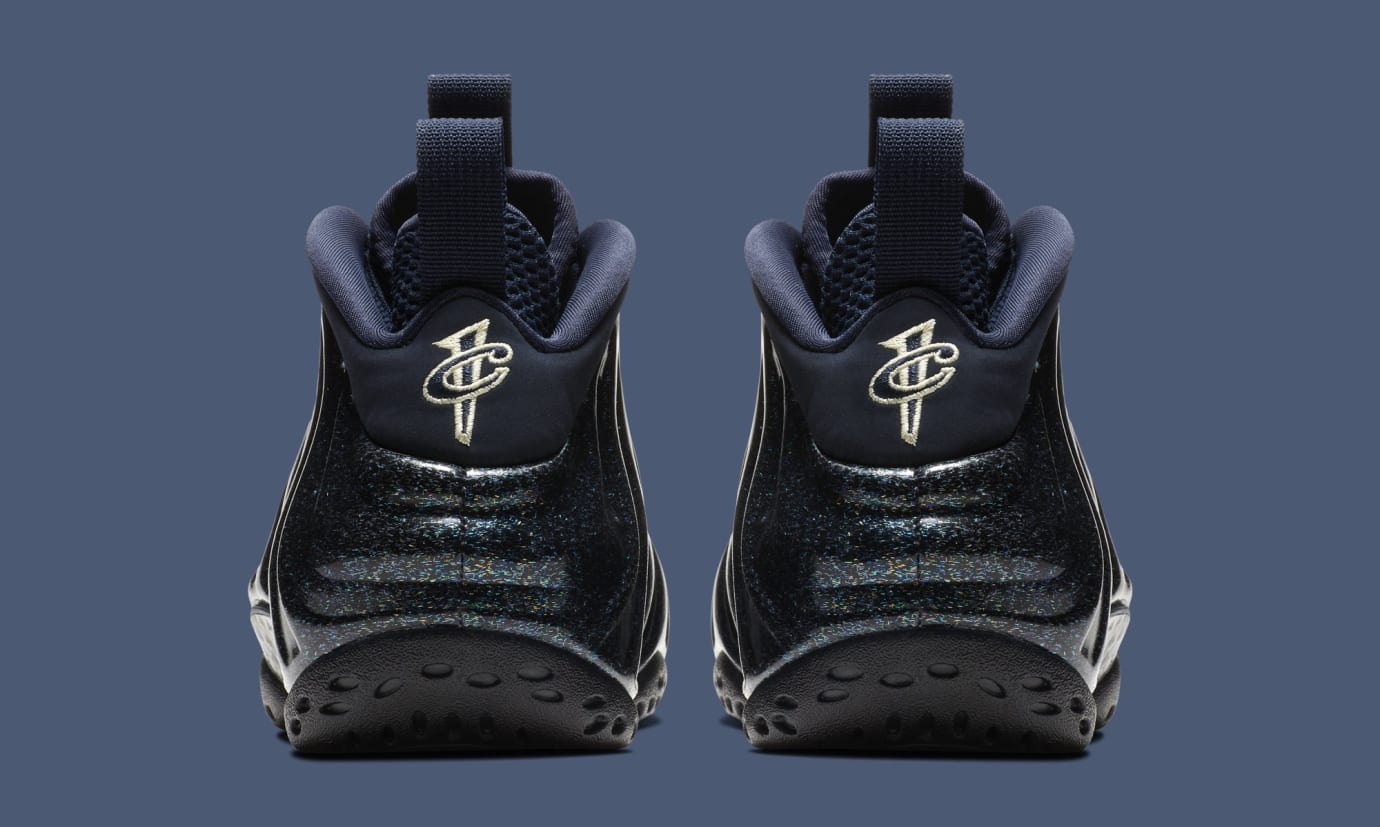 glitter foamposites