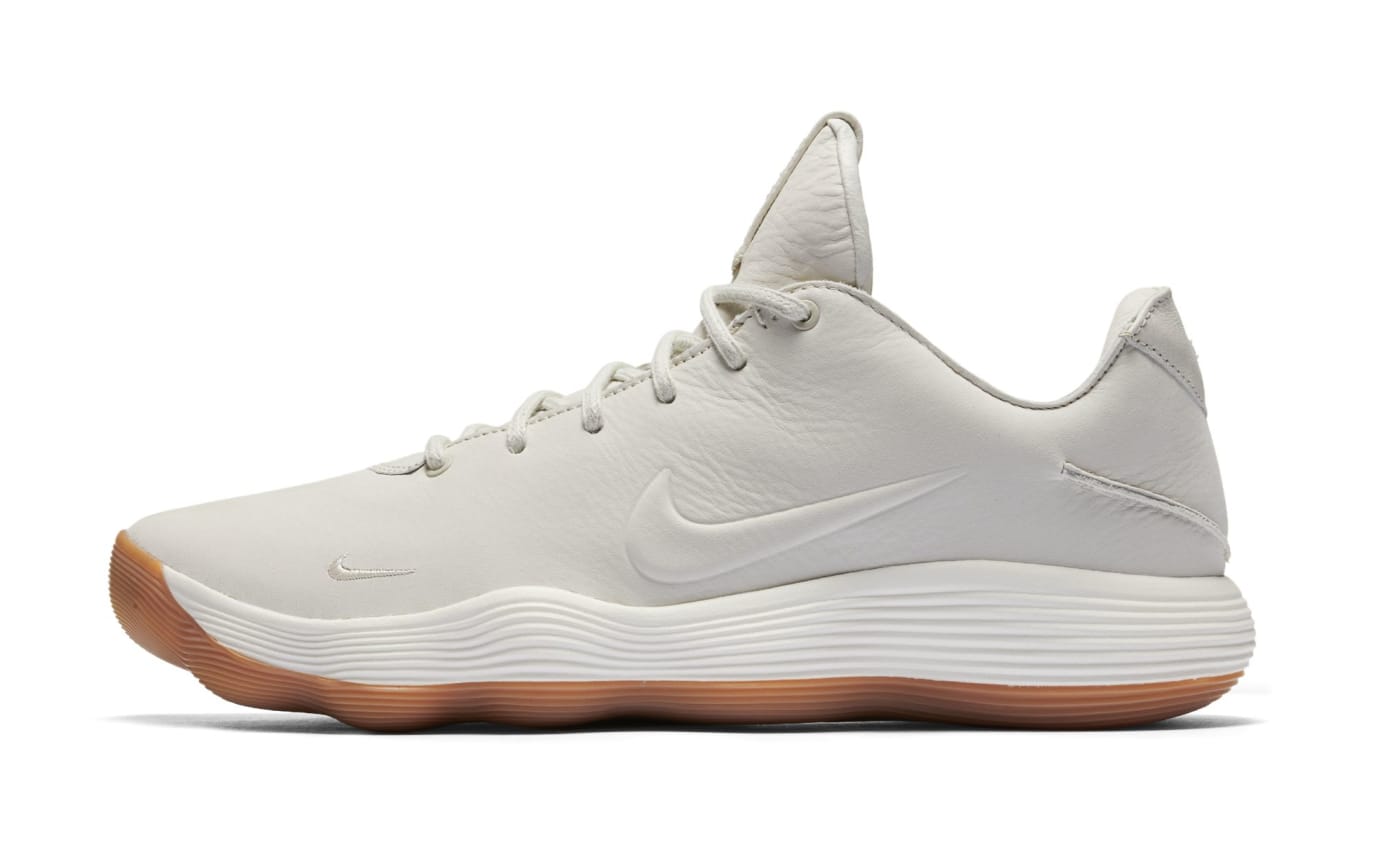 2017 hyperdunk low white