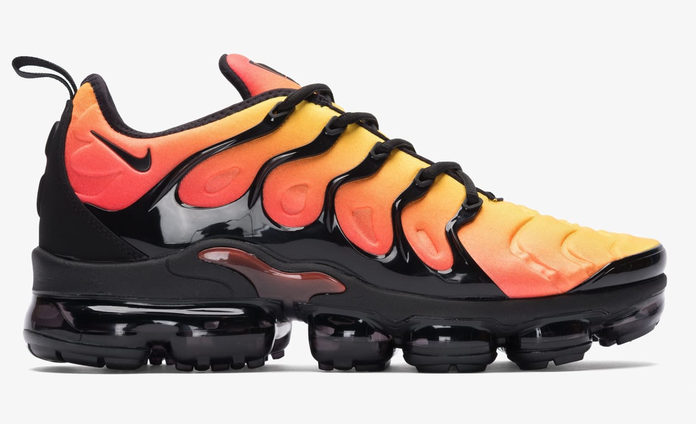 2018 vapormax tn plus