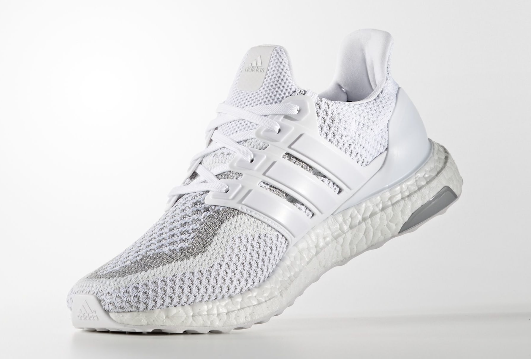 ultra boost 2018 white