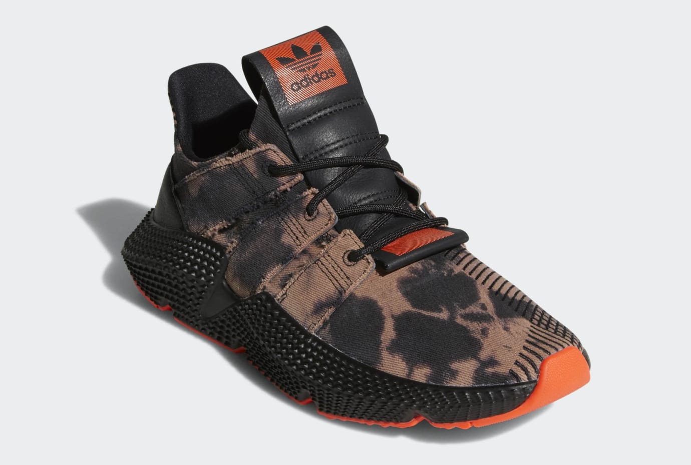 prophere black solar red