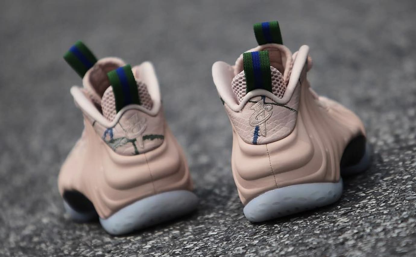 nike air ribbed beige