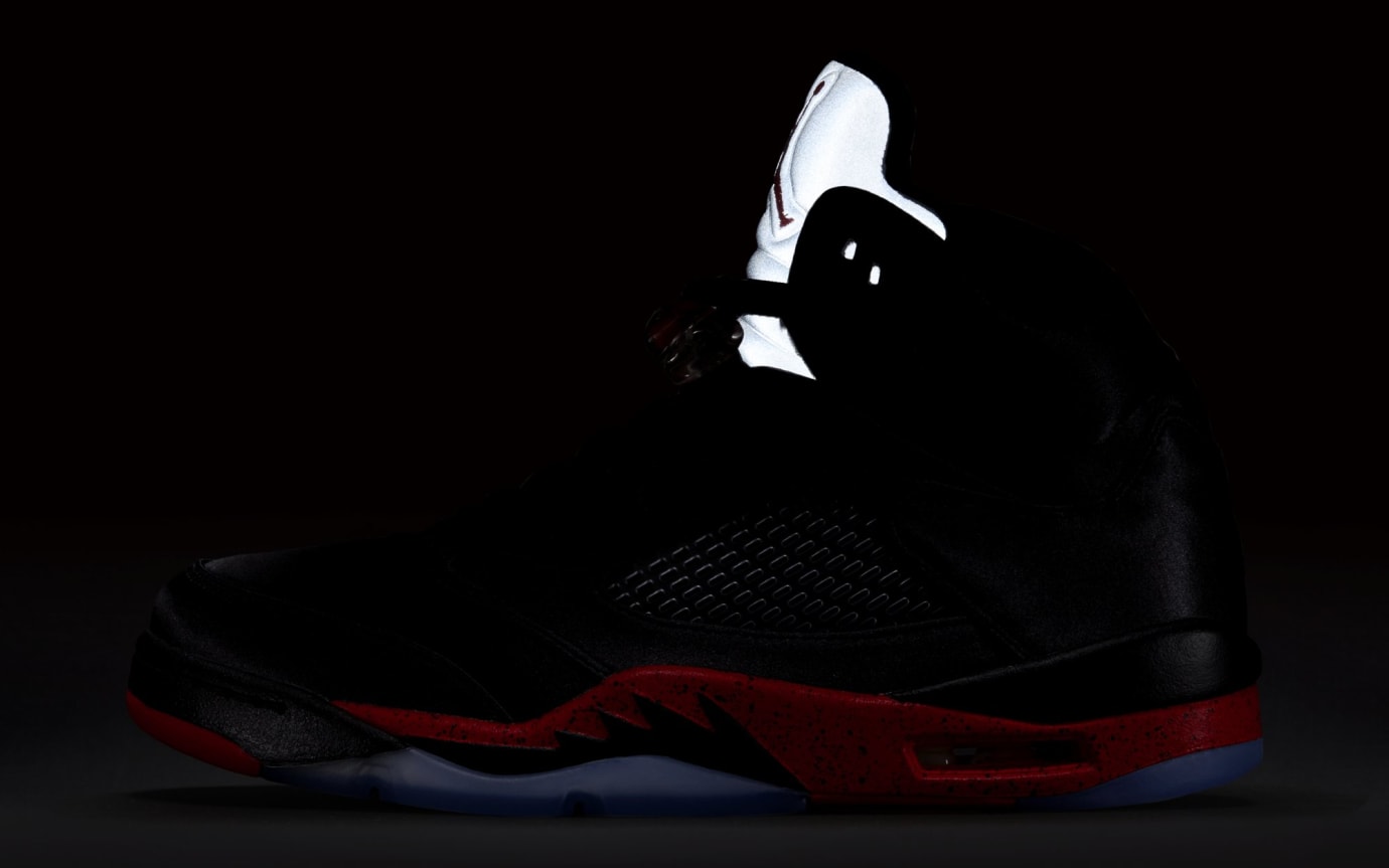 air jordan retro 5 black university red