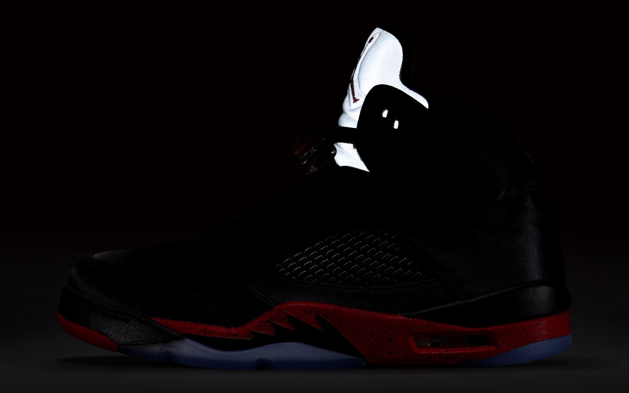 black and university red jordan 5