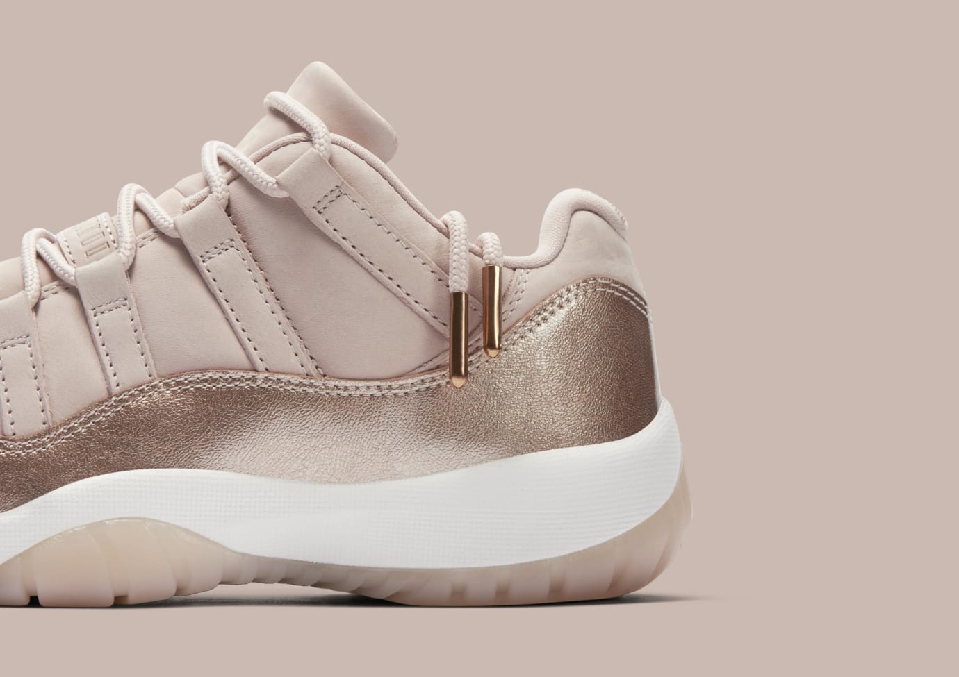 rose gold low top 11s