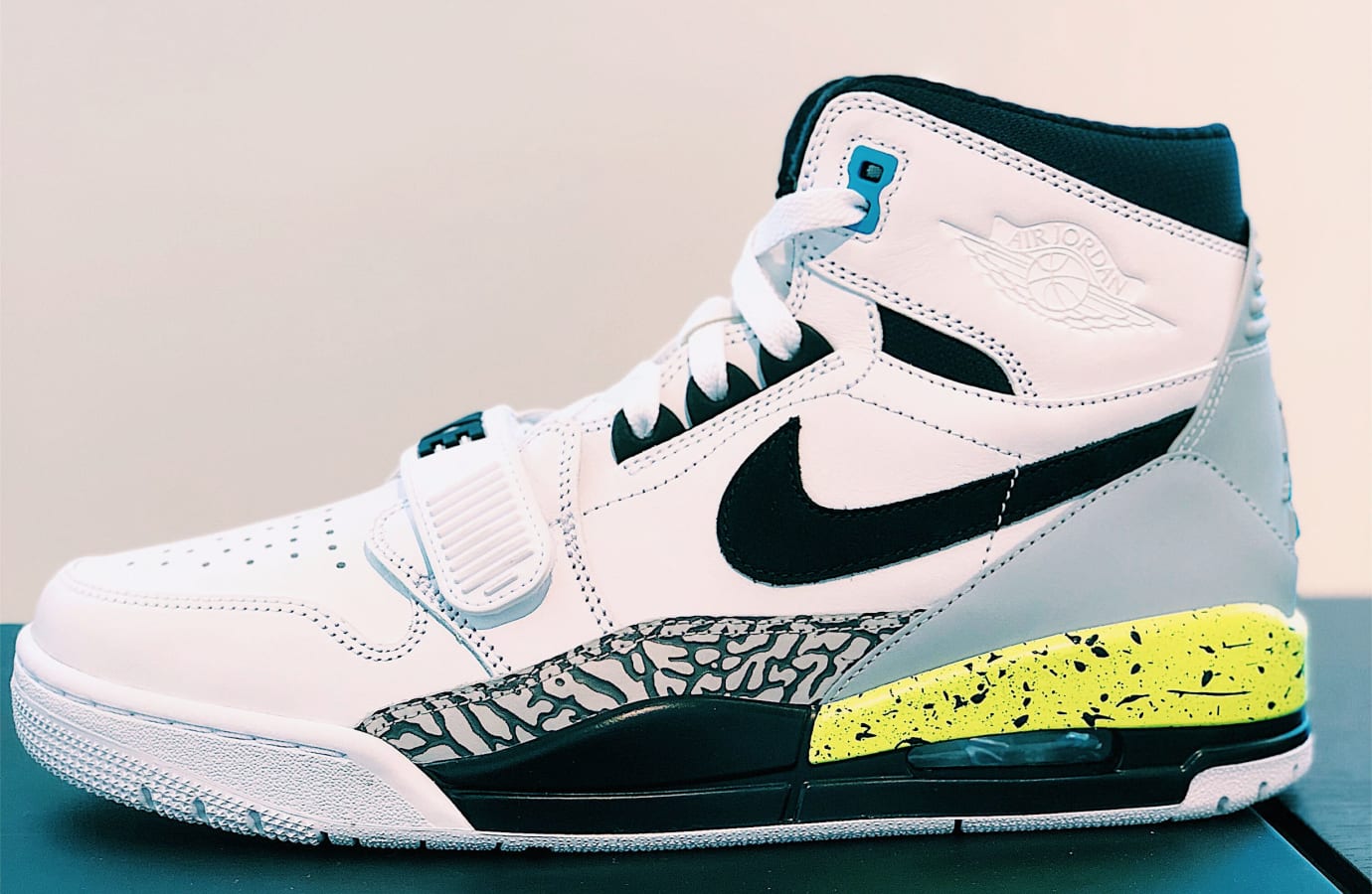 air jordan legacy 312 command force