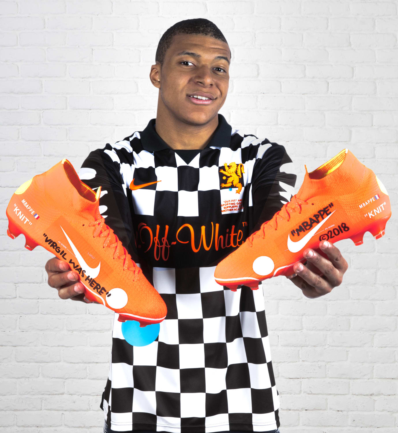 nike off white soccer cleats