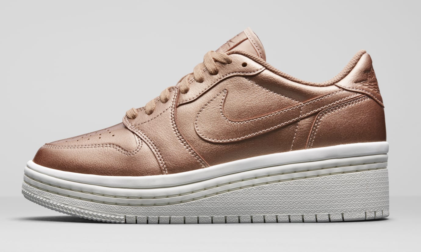 air jordan retro 1 low lifted