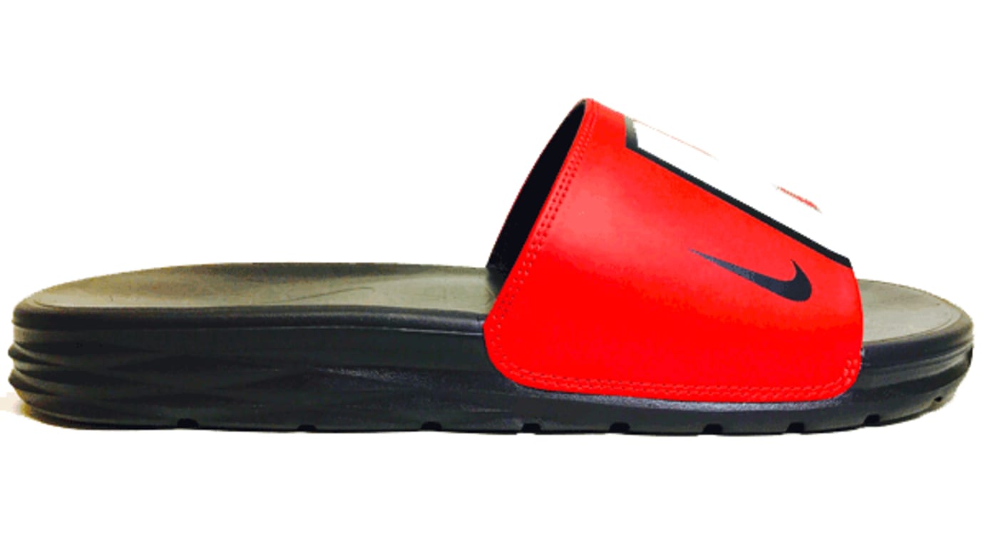 nike bulls slides