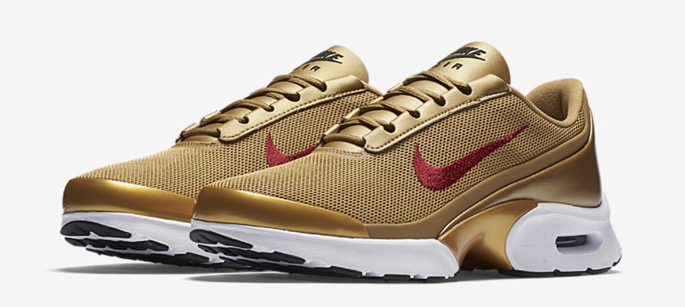 university gold air max 1