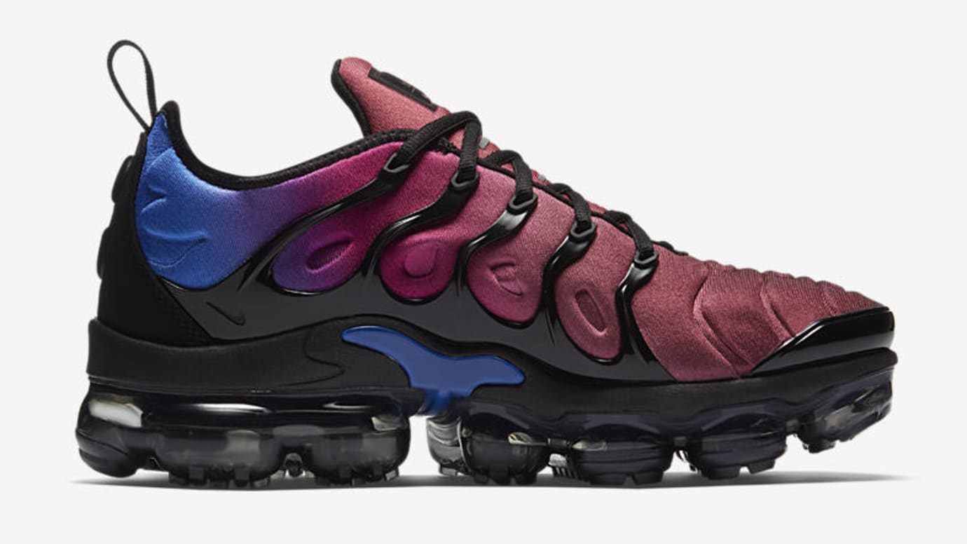 wmns air vapormax plus retuned air