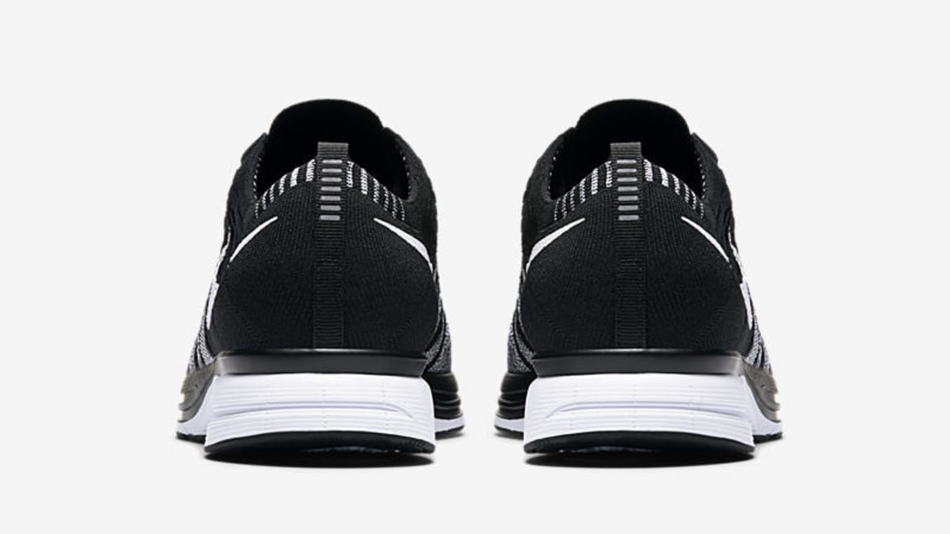 flyknit trainer oreo