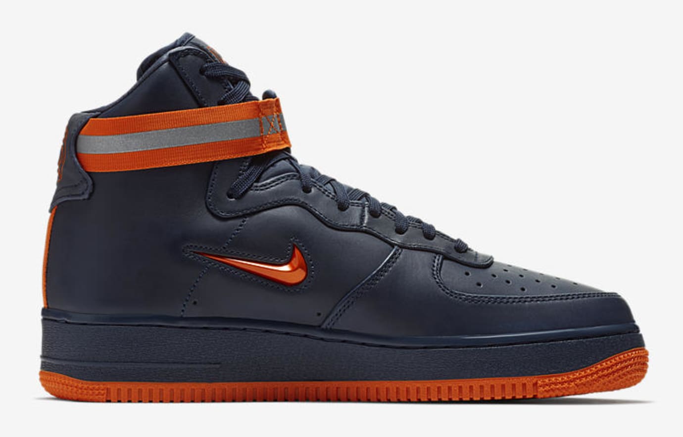 high top uptowns