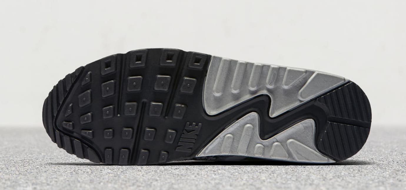 nike air max gel bottom